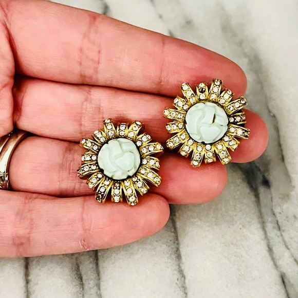 Vintage Kenneth Jay Lane Earrings‎ Blue Acrylic Pave Accent Clip On KJL - Picture 4 of 7